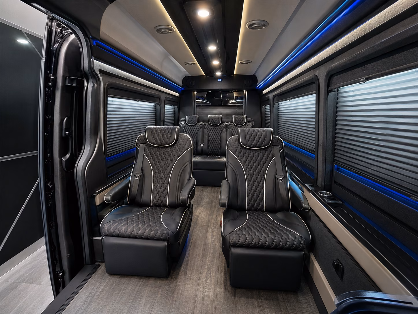 boston logan airport bus rentals for new haven travelers