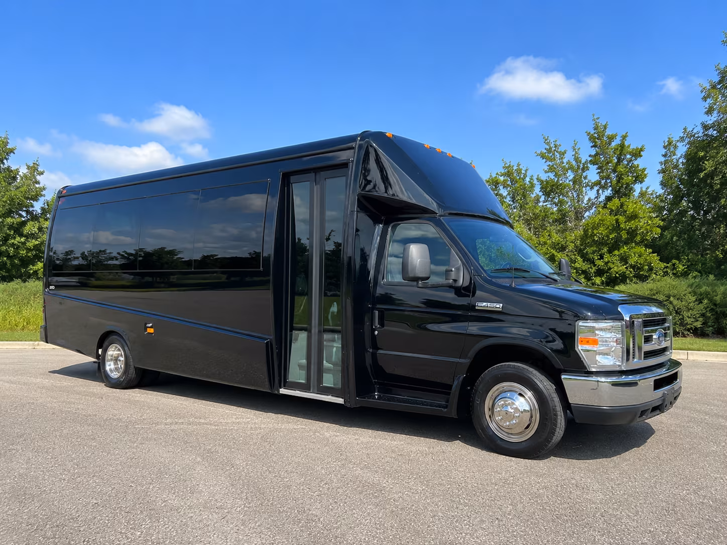 charter buses for museum and science center field trips in new haven