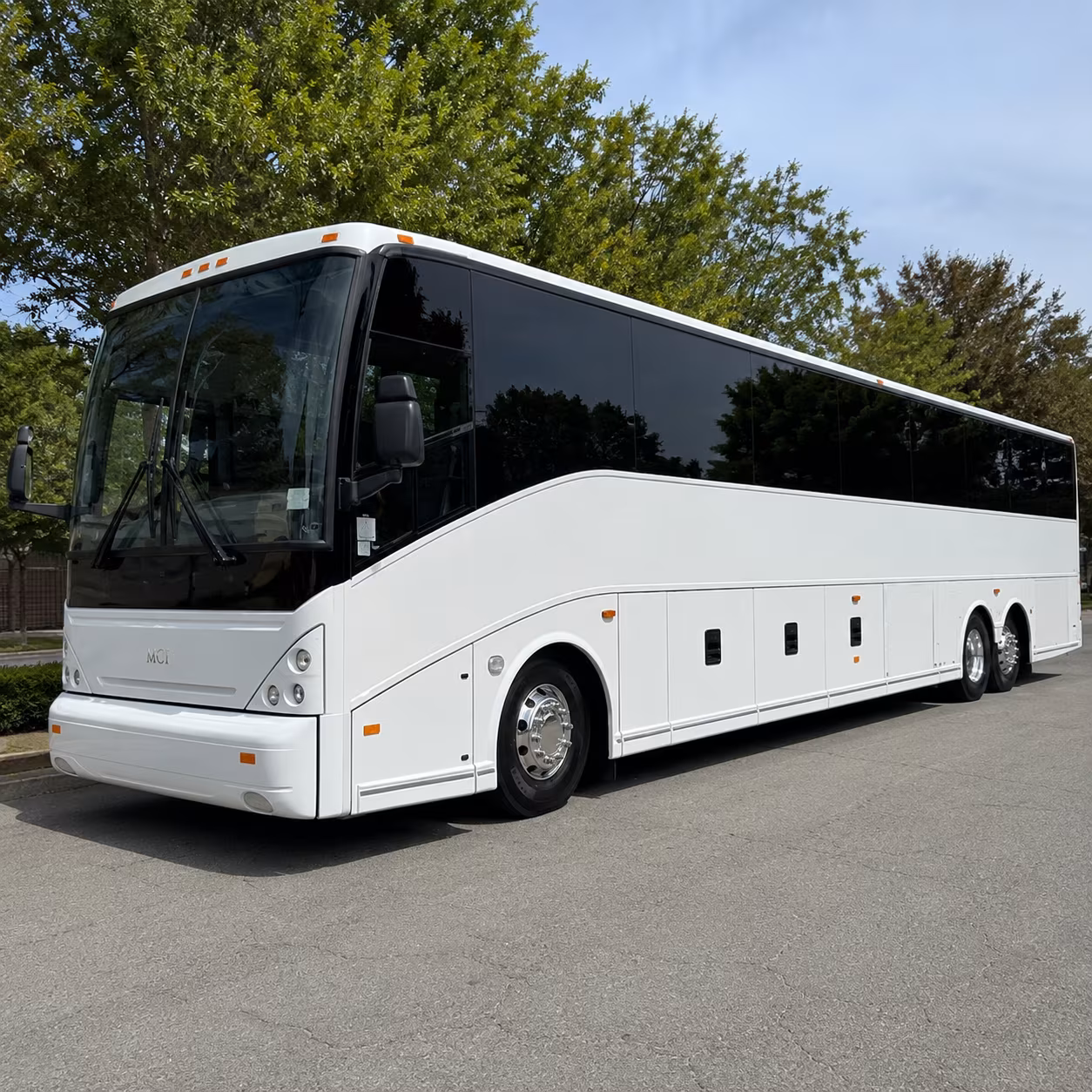 find the perfect transportation for your next airport transfer 3