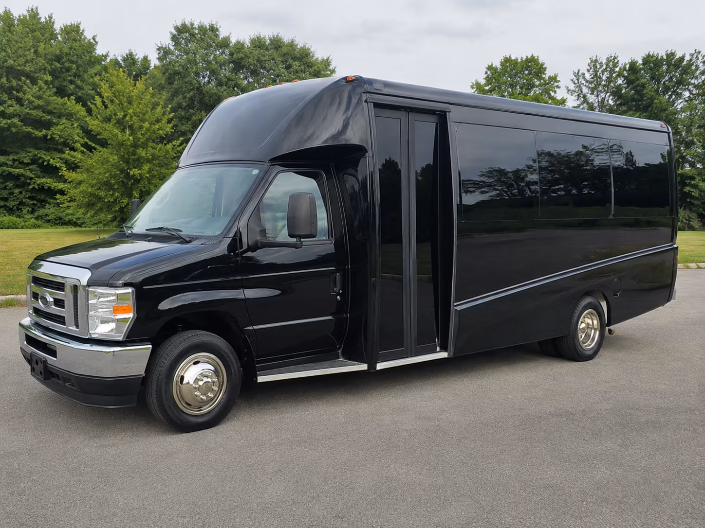 find the perfect transportation for your next school field trip 3