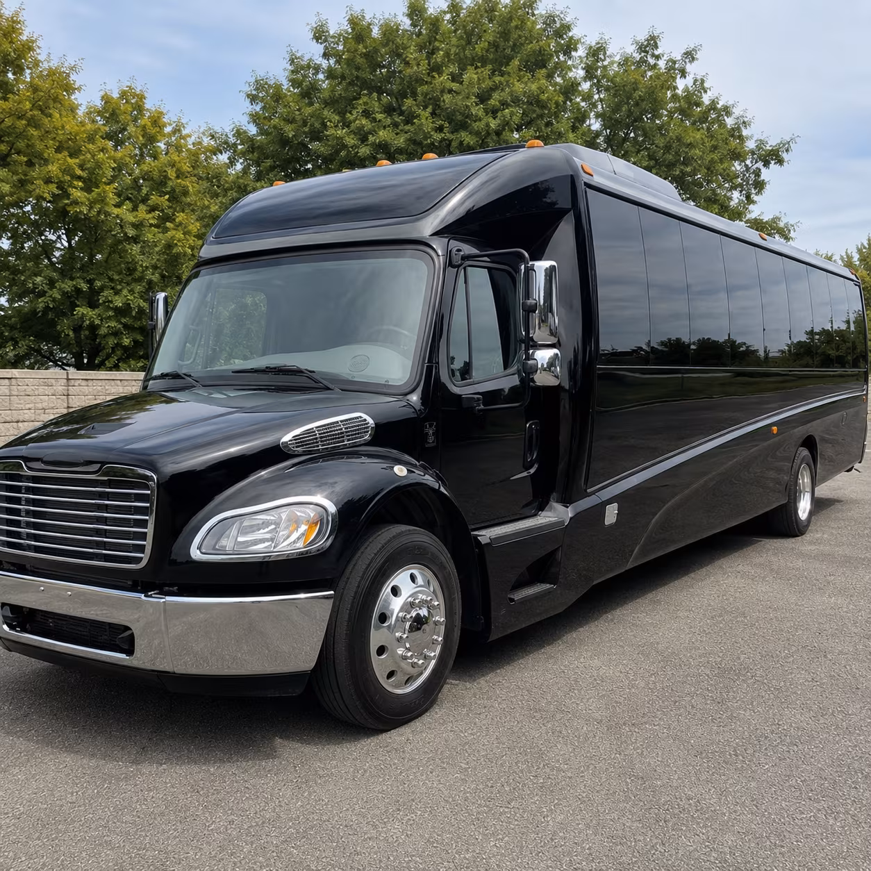 new haven 25 passenger minibus