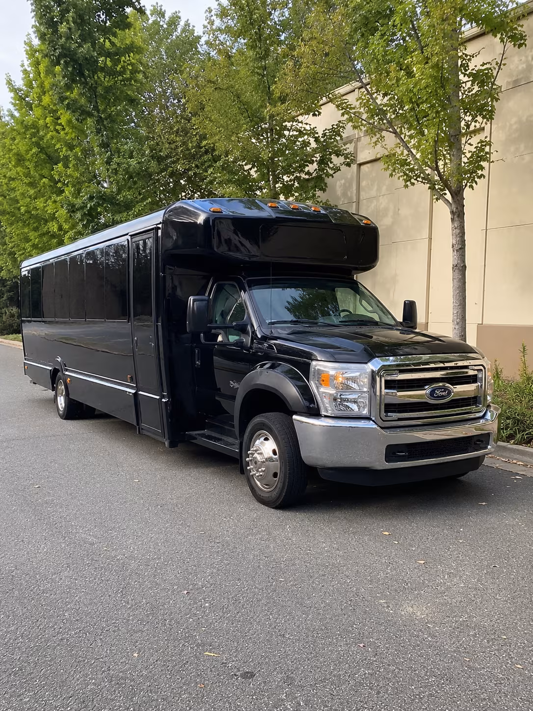 new havens craft brewery scene outer light party bus rental