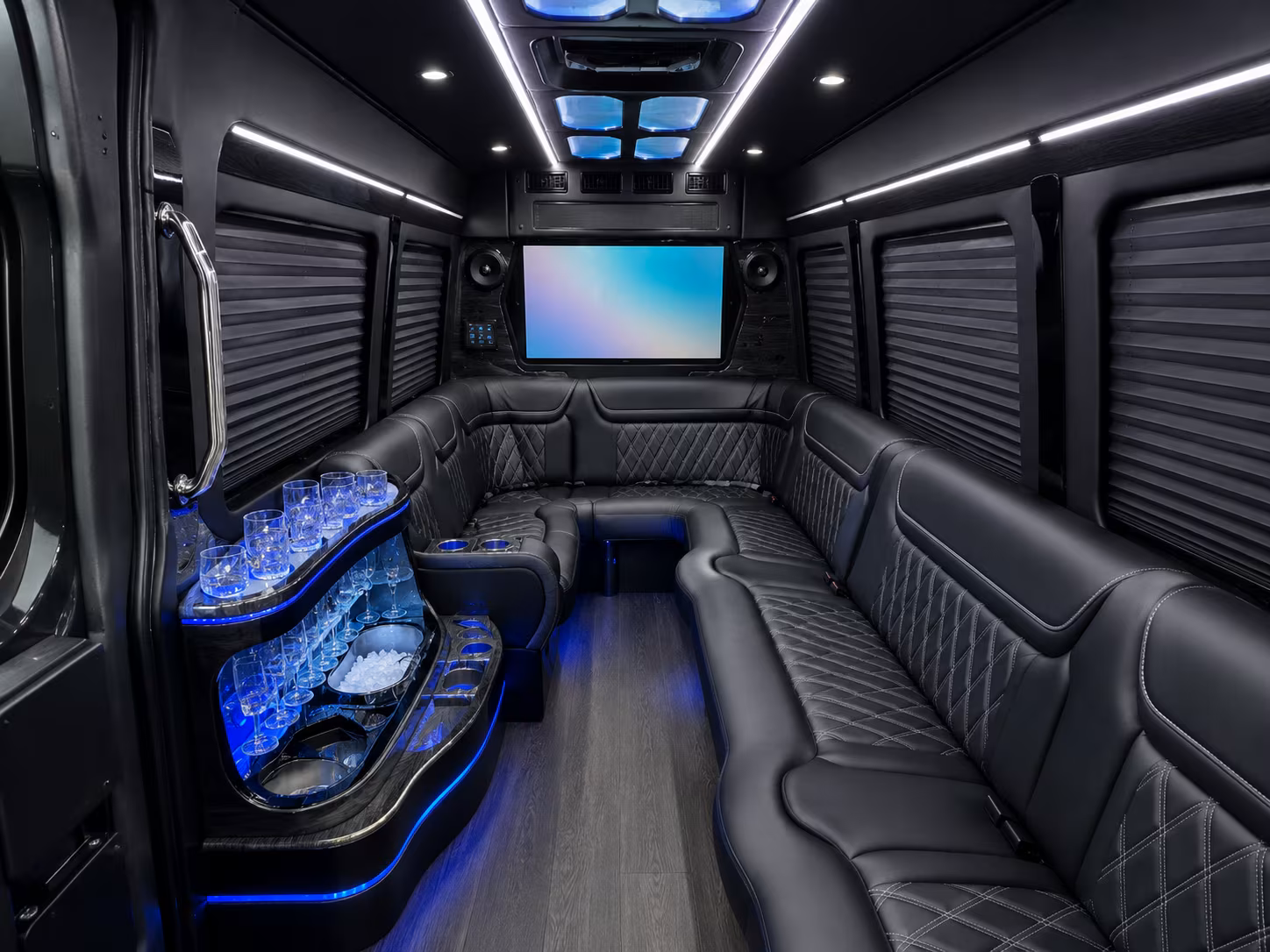 wedding bus rentals and shuttle services in new haven